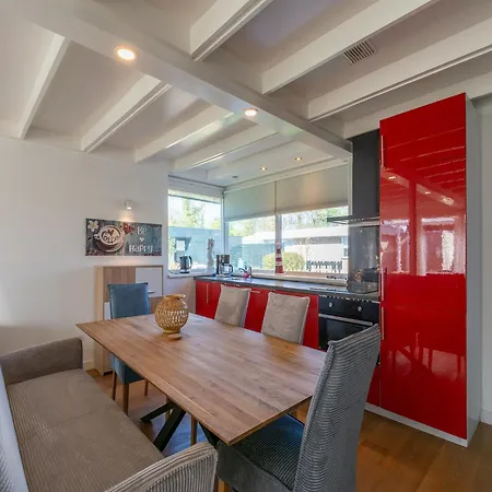 Holiday home In Sint Maartenszee Near